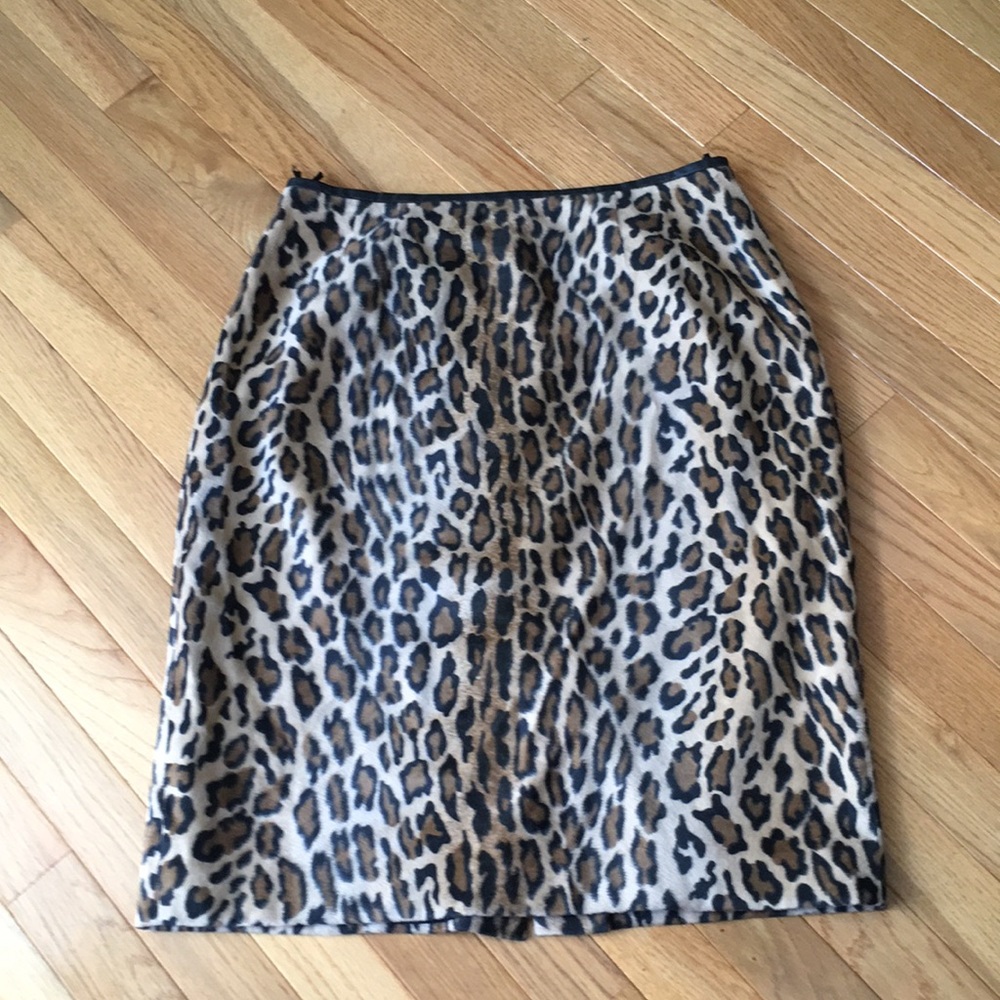 Leopard print skirt
